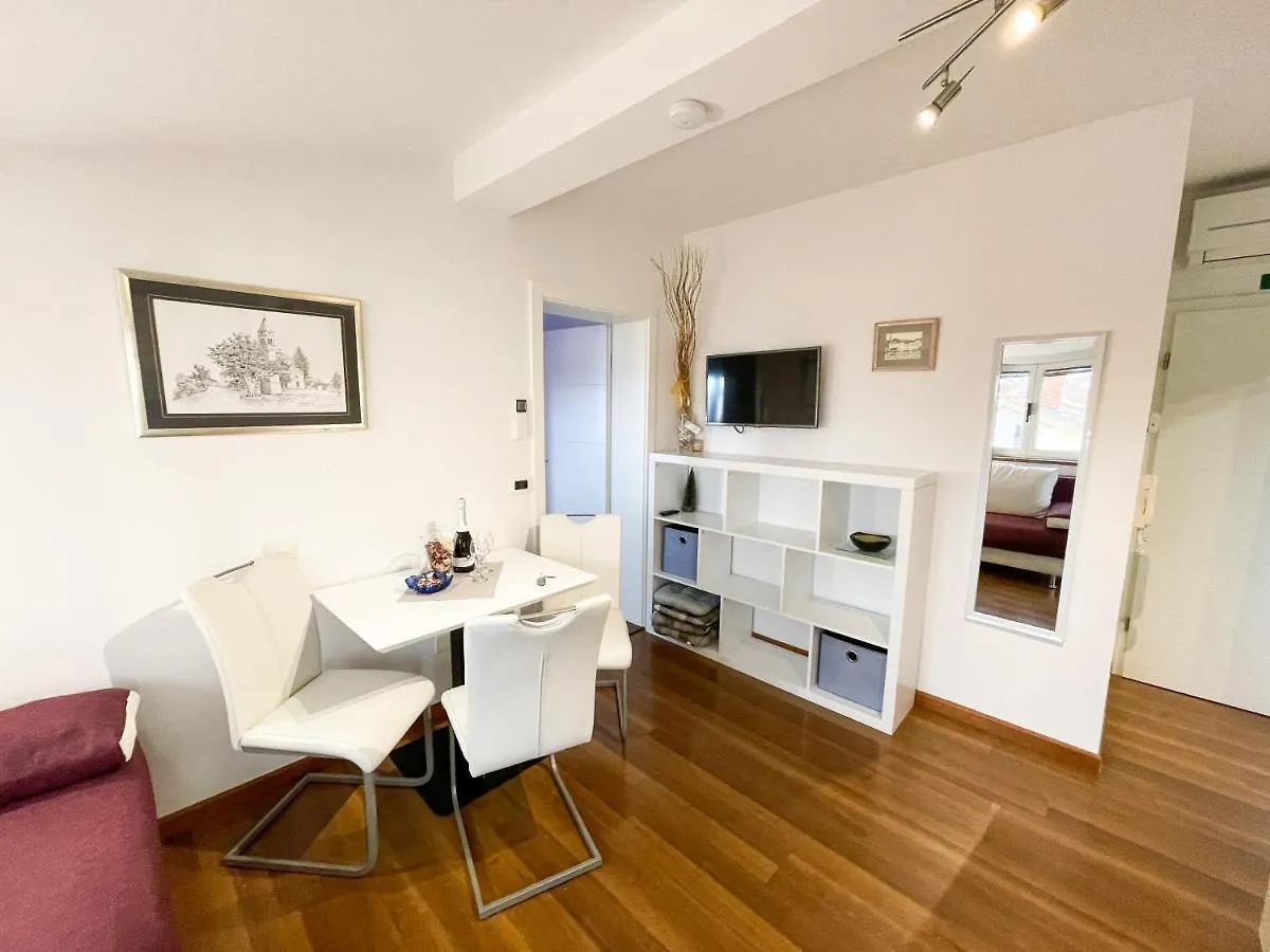 Villa Palma Rovinj 0*,